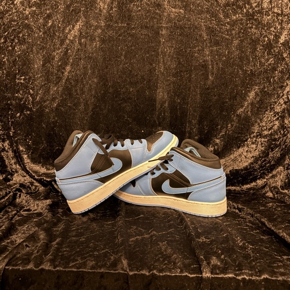 Jordan Men's Black and Light Blue Sneakers - Picture 1 of 8